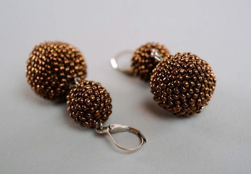 Boucles doreilles fait main en perles de rocailles - MADEheart.com
