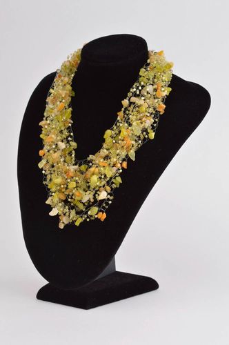 Beautiful handmade beaded necklace fashion accessories artisan jewelry - MADEheart.com