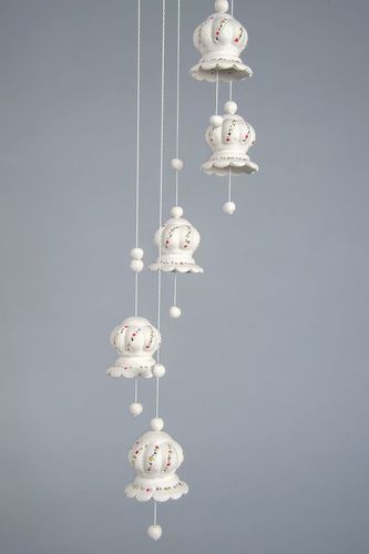 Campanas artesanales de arcilla blanca decoración de hogar regalo original  - MADEheart.com