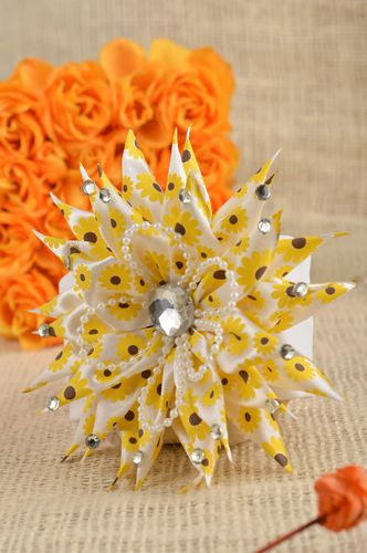Bandeau avec fleur fait main Accessoire cheveux blanc-jaune Cadeau pour fille - MADEheart.com