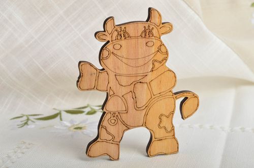Sujet à décorer en bois brut fait main figurine vache plate pour serviettage - MADEheart.com