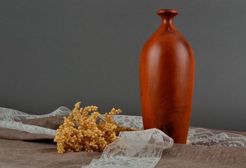 Vaso decorativo de madeira feito à mão - MADEheart.com