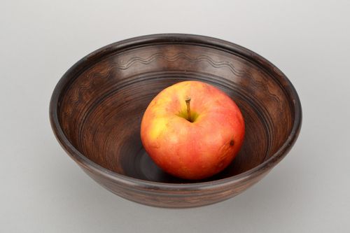 Clay bowl made using kilning technique - MADEheart.com