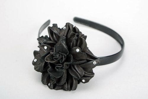 Headband, diadem, leather, plastic, Black flower - MADEheart.com