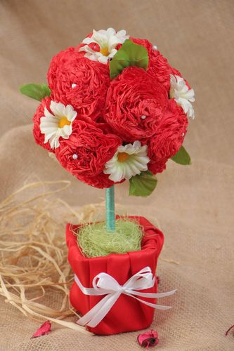 Designer handmade Deco Topiary in Rot mit Kunstblumen groß schön für Haus Dekor  - MADEheart.com