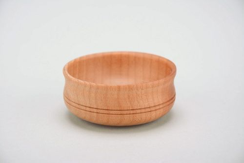 Salero de madera hecho a mano de haya - MADEheart.com