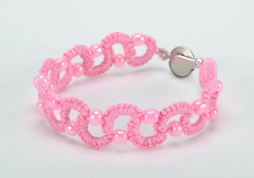 Bracelet braided from thread pink - MADEheart.com