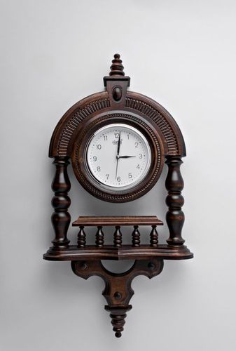 Деревянные настенные часы с колоннами - MADEheart.com
