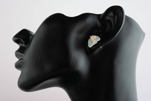 Ear cuffs artesanales de arcilla polimérica Flor de manzano - MADEheart.com