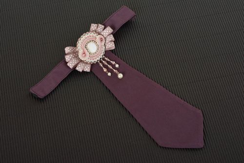 Cravate femme fait main Accessoire design Vêtement femme soie avec cristal - MADEheart.com
