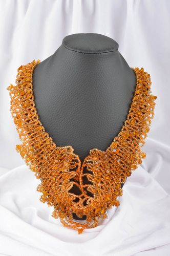 Collana di perline fatta a mano accessorio da donna con pietra ambra bella - MADEheart.com