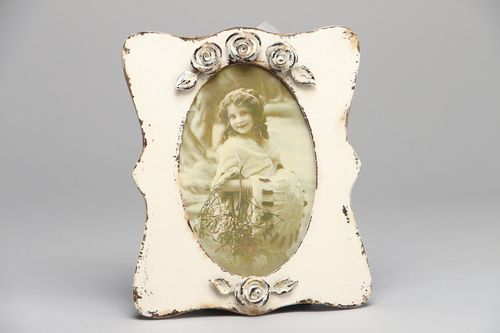 Cadre de photo en bois ovale fait main style shabby chic cadeau romantique - MADEheart.com