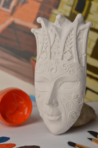 Masque en plâtre fait main Figurine à peindre originale Loisirs créatifs - MADEheart.com