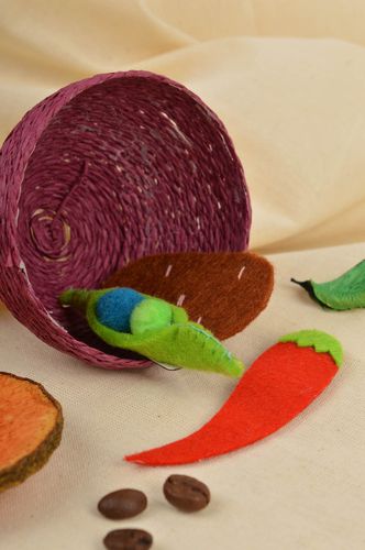 Imanes de nevera hechos a mano de fieltro juguetes artesanales regalo original - MADEheart.com