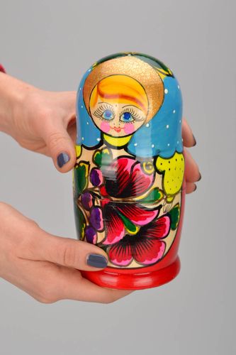 Matrioshka o muñeca rusa, pintura de Petrykivka - MADEheart.com