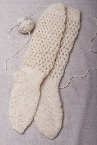 Calcetines largos blancos de lana - MADEheart.com