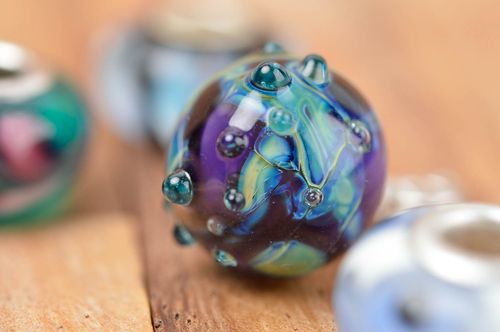 Perle en verre fait main Fourniture pour bijoux Loisirs créatifs bleue originale - MADEheart.com