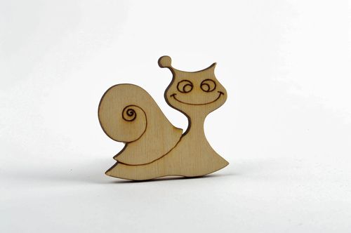 Forme en bois fait main Objet à peindre escargot Loisirs créatifs original - MADEheart.com
