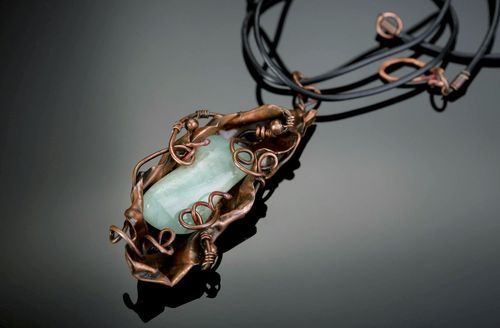 Pendant with chrysoprase Fulfillment of Wishes - MADEheart.com