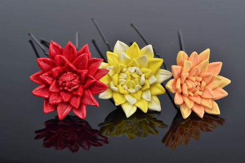 Beautiful handmade designer polymer clay flower hairpins 3 pieces colorful - MADEheart.com