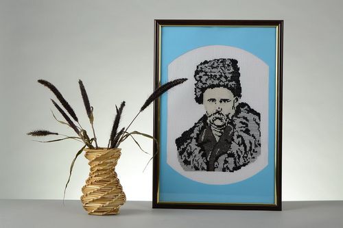 Tableau-portrait brodé de Taras Shevchenko - MADEheart.com