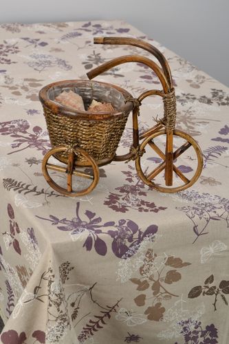Beautiful tablecloth with print - MADEheart.com
