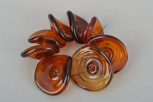 Perline in vetro fatte a mano in tecnica di lampwork accessori per bigiotteria - MADEheart.com
