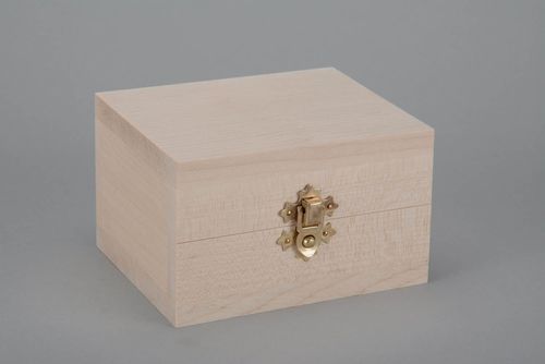Boîte en bois brut à décorer fait main - MADEheart.com