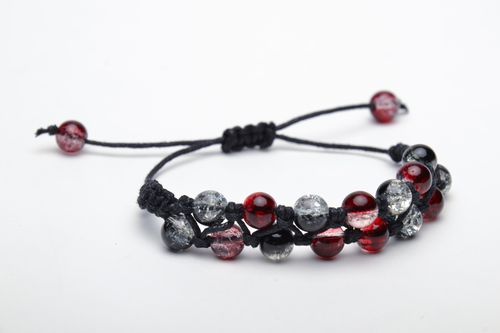 Bracelet en perles de verre tressé de lacet ciré en deux rangées fait main - MADEheart.com
