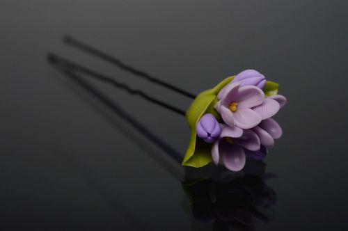 Épingle à cheveux en porcelaine froide faite main originale avec fleurs Lilas - MADEheart.com