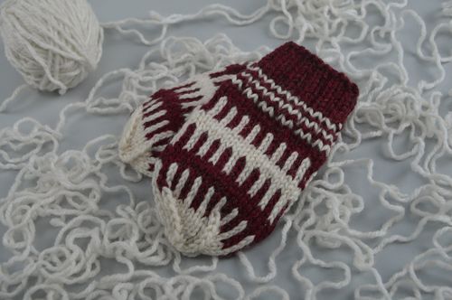 Moufles faites main en laine tricotées originales chaudes design pour enfant - MADEheart.com