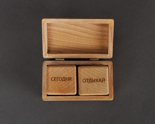 Cubes en bois avec prédictions - MADEheart.com