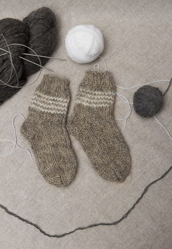 Calcetines de lana natural para niños - MADEheart.com