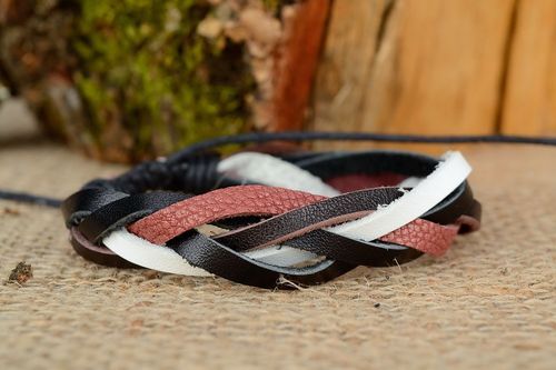 Braided leather bracelet - MADEheart.com