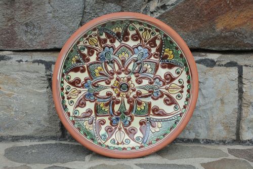 Großer Keramik Wandteller mit Huzulen Malerei - MADEheart.com