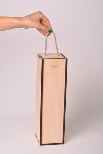 Porte-bouteille Boîte bois fait main avec corde couleur clair Accessoire vin - MADEheart.com