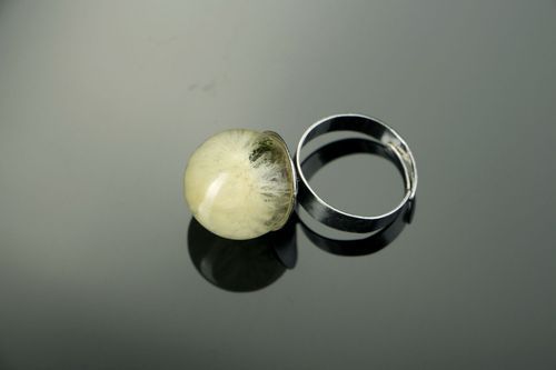 Ring with dandelion - MADEheart.com