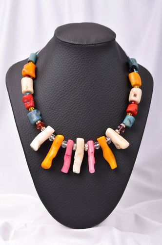 Girocollo con coralli fatto a mano collana originale accessorio da donna - MADEheart.com