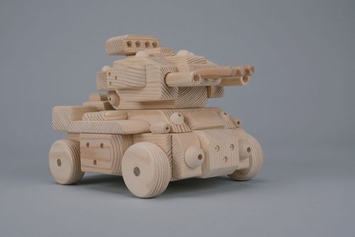 Juguete tanque de madera - MADEheart.com