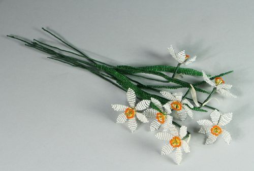 Decorative bead flowers Daffodils - MADEheart.com