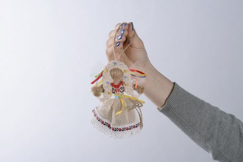 Muñeca colgante Potroso - MADEheart.com