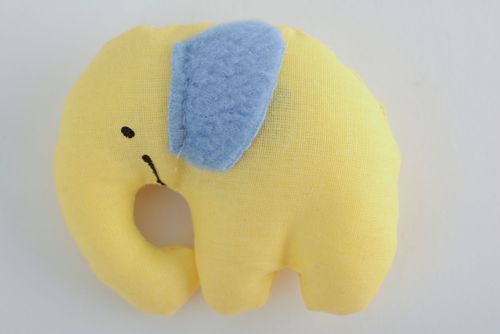 Brinquedo macio de tecido feito à mão Elefante sorridente - MADEheart.com