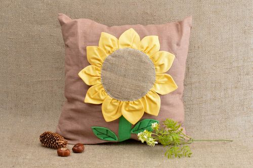 Dekokissen für Sofa handgemacht Designer Kissen Geschenk Idee Sonnenblume - MADEheart.com