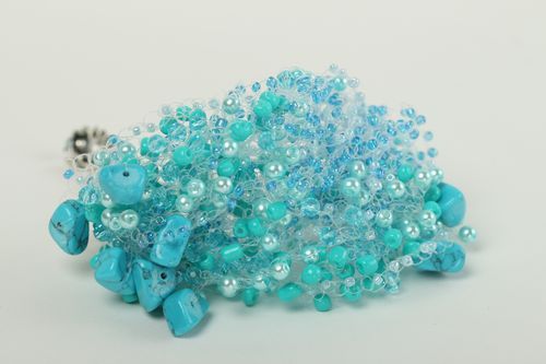 Bracelet en perles de rocaille Bijou fait main avec turquoise Cadeau femme - MADEheart.com