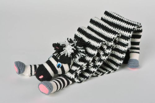 Bufanda hecha a mano a rayas originales regalo original accesorio para niño - MADEheart.com