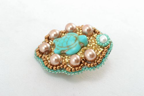 Broche en turquoise et perles de rocaille originale - MADEheart.com