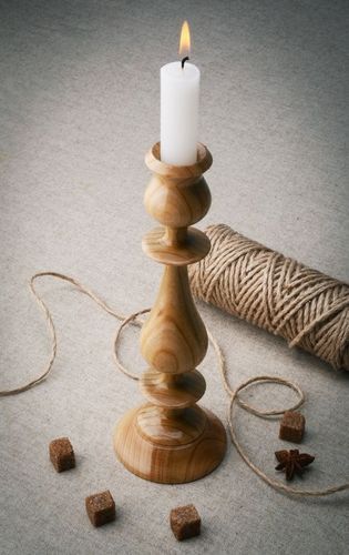 Candeliere in legno fatto a mano candelaio dipinto portacandele di legno - MADEheart.com