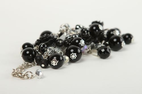 Bracelet perles fantaisie Bijou fait main noir design Cadeau pour femme - MADEheart.com