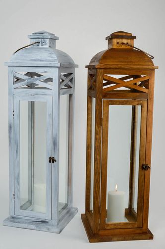 Grande lanterne décorative en bois de pin et verre faite main pour intérieur - MADEheart.com