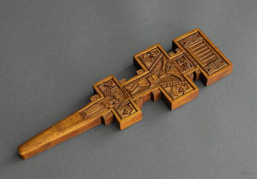 Настенный деревянный крест - MADEheart.com